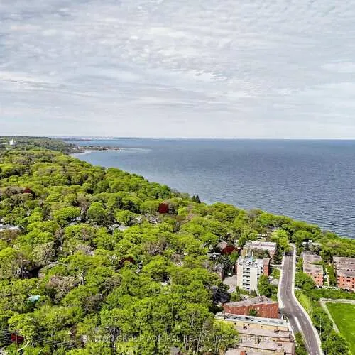 Premium freehold home for sale: 275, Victoria Park, Birchcliffe-Cliffside, Toronto