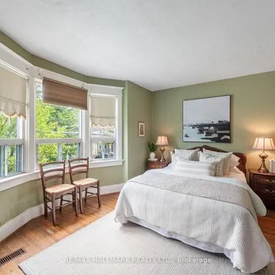 326,&nbsp;Cedarvale, Woodbine-Lumsden, Toronto