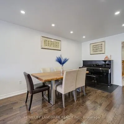 65,&nbsp;Shepton, Steeles, Toronto