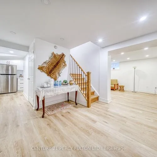 Premium freehold home for sale: 5, Kellen, Tam O'Shanter-Sullivan, Toronto