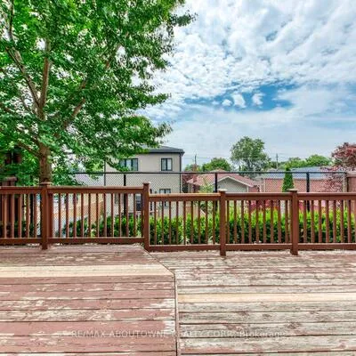 54,&nbsp;Dairy, Clairlea-Birchmount, Toronto