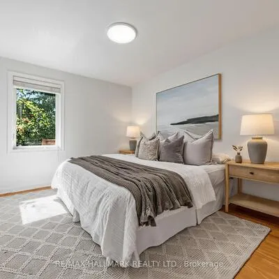 16,&nbsp;Crestland, Danforth Village-East York, Toronto