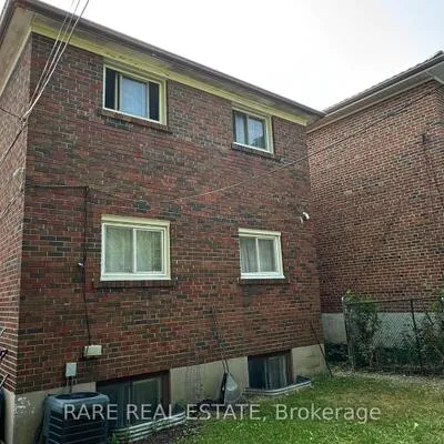 167,&nbsp;Magnolia, Kennedy Park, Toronto
