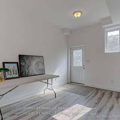 688A,&nbsp;Midland, Kennedy Park, Toronto