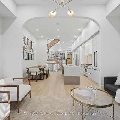 10B,&nbsp;Holmstead, O'Connor-Parkview, Toronto