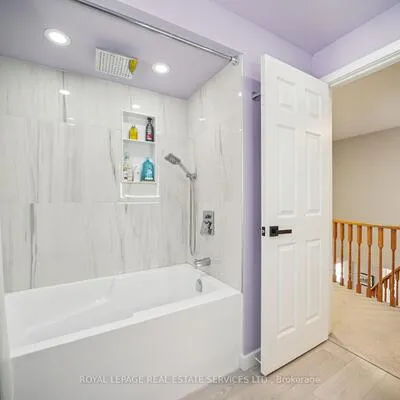 40,&nbsp;Stonemanse, Woburn, Toronto