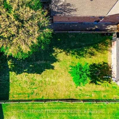 4,&nbsp;Harris Park, Clairlea-Birchmount, Toronto