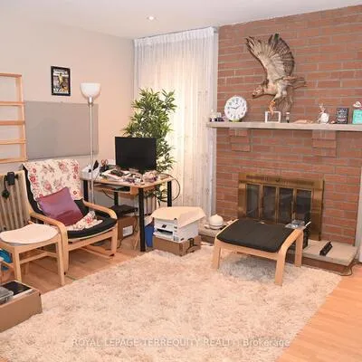 22,&nbsp;White Heather, Agincourt North, Toronto