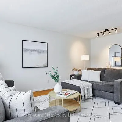 316,&nbsp;Burrows Hall, Malvern, Toronto
