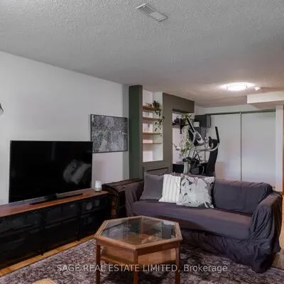 34,&nbsp;Tambrook, L'Amoreaux, Toronto