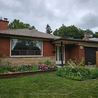 17,&nbsp;Painted Post, Woburn, Toronto