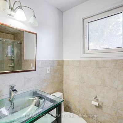 811,&nbsp;Huntingwood, Tam O'Shanter-Sullivan, Toronto