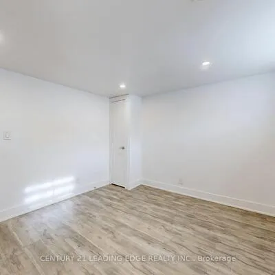 70,&nbsp;Wexford, Wexford-Maryvale, Toronto