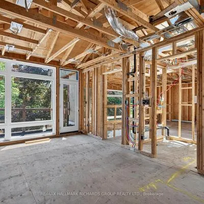 98,&nbsp;Ferris, O'Connor-Parkview, Toronto