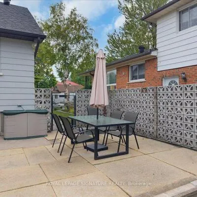 1,&nbsp;Westcroft, West Hill, Toronto