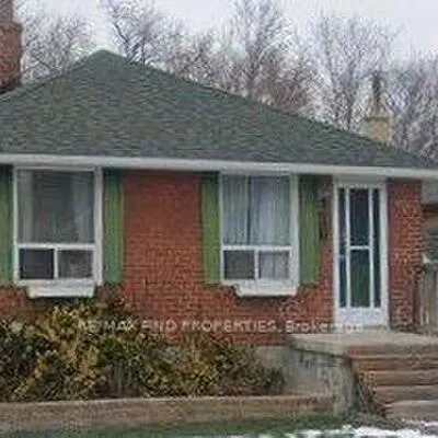 36,&nbsp;Pinegrove, Birchcliffe-Cliffside, Toronto