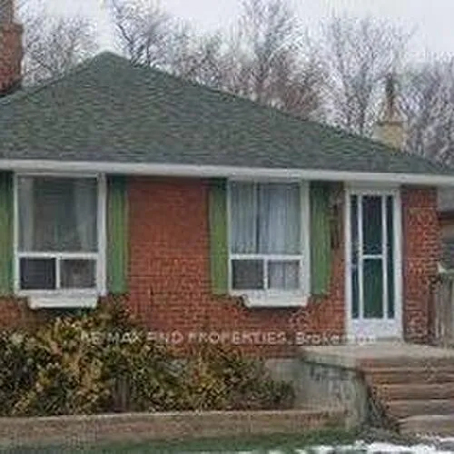 Premium freehold home for sale: 36, Pinegrove, Birchcliffe-Cliffside, Toronto