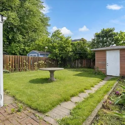 75,&nbsp;Lochleven, Scarborough Village, Toronto