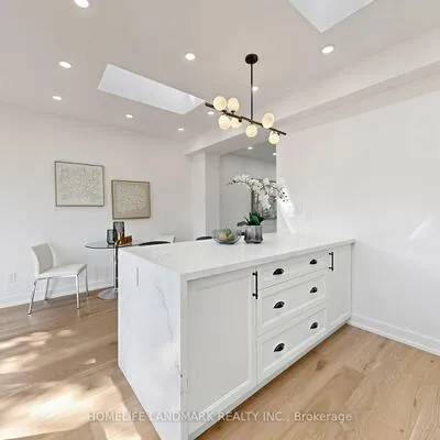 55,&nbsp;Chilton, East York, Toronto