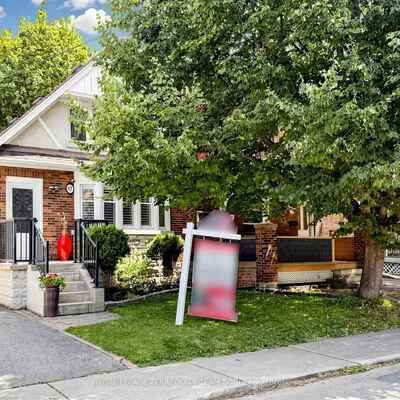 67,&nbsp;Barrington, Crescent Town, Toronto