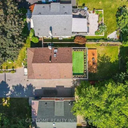 Premium freehold home for sale: 11, Twin Pauls, Wexford-Maryvale, Toronto