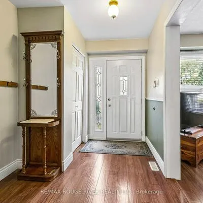 19,&nbsp;TINBURY, Malvern, Toronto