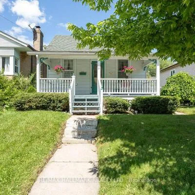 40,&nbsp;Pinegrove, Birchcliffe-Cliffside, Toronto
