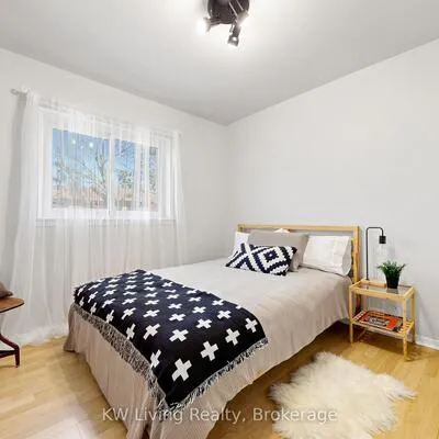 64,&nbsp;Burkwood, Malvern, Toronto