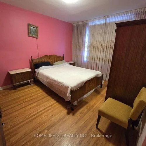 Premium freehold home for sale: 49, Kilgreggan, Bendale, Toronto