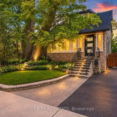 111,&nbsp;Eastwood, Birchcliffe-Cliffside, Toronto