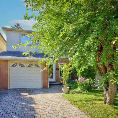 15,&nbsp;Craiglee, Birchcliffe-Cliffside, Toronto