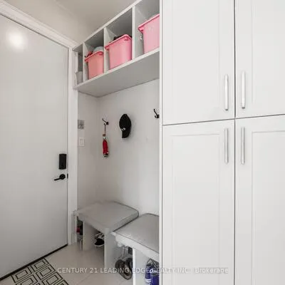 438,&nbsp;Brownfield, Rouge E10, Toronto