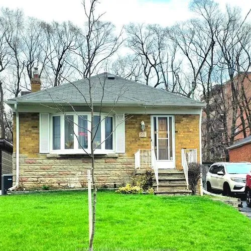 Premium freehold home for sale: 23, Rensburg, Ionview, Toronto