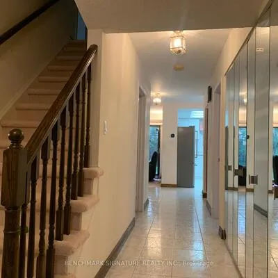 31,&nbsp;Melva, Agincourt North, Toronto