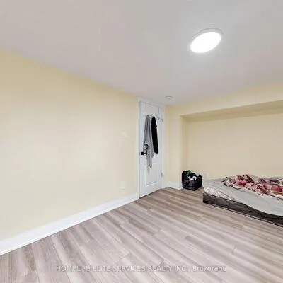 76,&nbsp;Gooderham, Wexford-Maryvale, Toronto