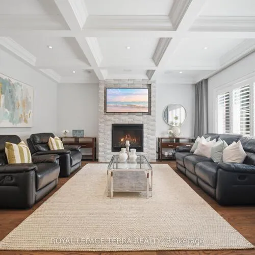 Premium freehold home for sale: 27, Minford, Wexford-Maryvale, Toronto