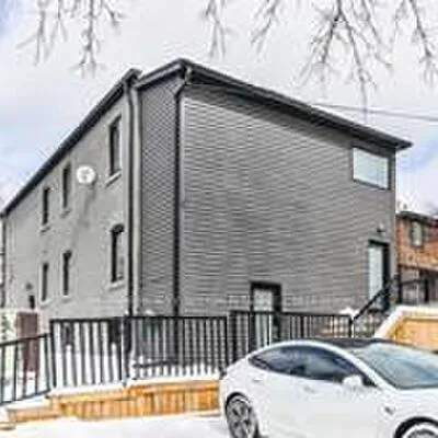 1659,&nbsp;Gerrard, Woodbine Corridor, Toronto