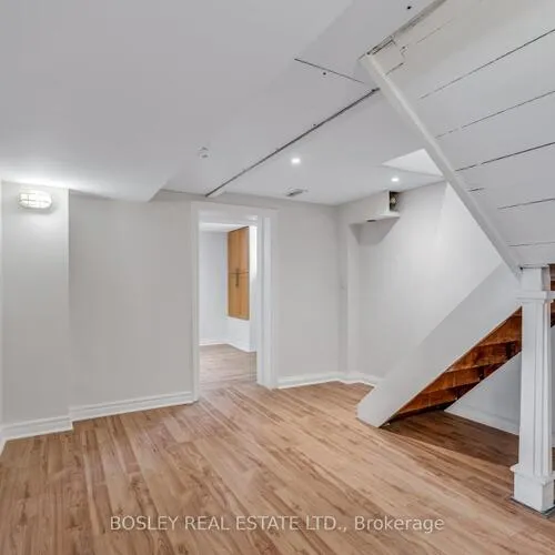 Premium freehold home for sale: 55, Presley, Clairlea-Birchmount, Toronto
