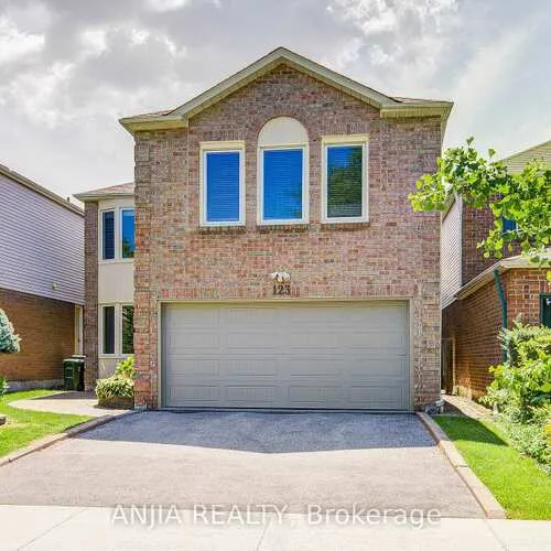 Premium freehold home for sale: 123, Chapel Park, Steeles, Toronto