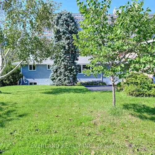 Premium freehold home for sale: 52, Fairglen, L'Amoreaux, Toronto