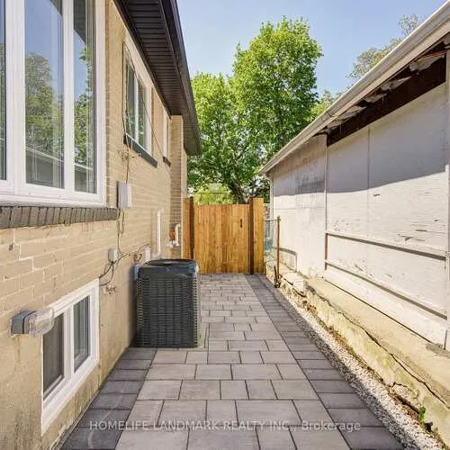 Premium freehold home for sale: 64, Laurel, Kennedy Park, Toronto