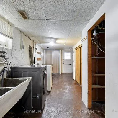 93,&nbsp;Pinegrove, Birchcliffe-Cliffside, Toronto