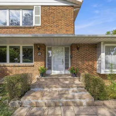 588,&nbsp;Huntingwood, L'Amoreaux, Toronto