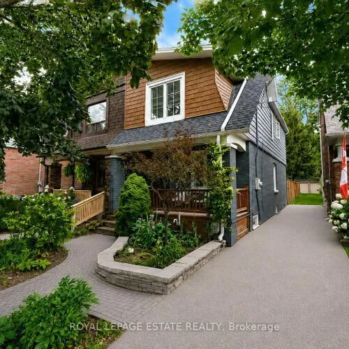 Premium freehold home for sale: 11, Hemlock, Woodbine Corridor, Toronto