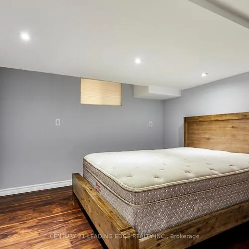 Premium freehold home for sale: 16, McCowan, Cliffcrest, Toronto