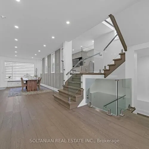 Premium freehold home for sale: 17, Trenton, Woodbine-Lumsden, Toronto