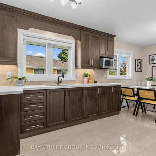 Premium freehold home for sale: 8, Amethyst, Tam O'Shanter-Sullivan, Toronto