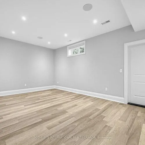 Premium freehold home for sale: 4, Birchlawn, Birchcliffe-Cliffside, Toronto