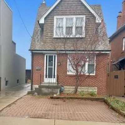 40, Warren, Lambton Baby Point, Toronto