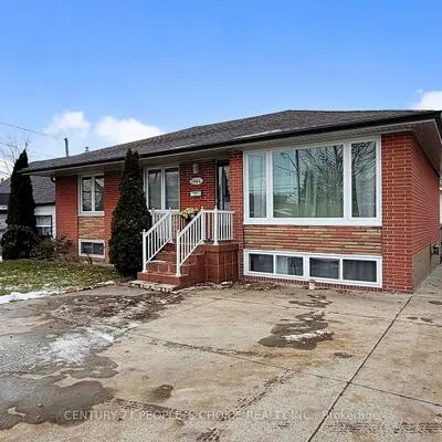 2864,&nbsp;Weston, Humberlea-Pelmo Park W5, Toronto